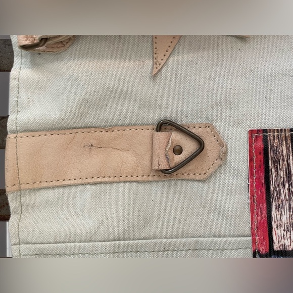 Vintage Addiction Canvas Peace Tote - Picture 9 of 11